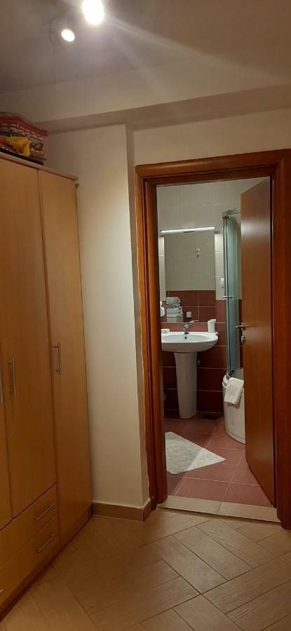 Apartman Iskra *